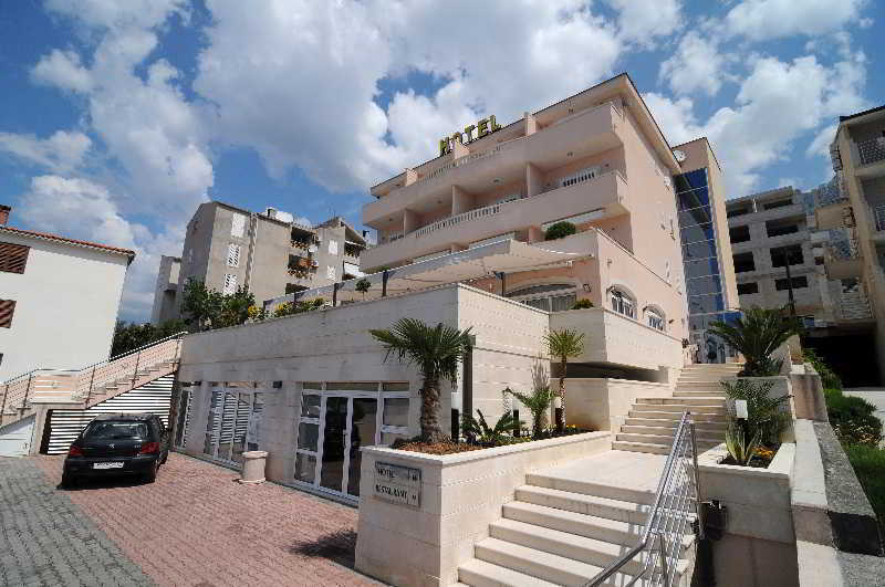 Hotel Rosina Makarska Zewnętrze zdjęcie